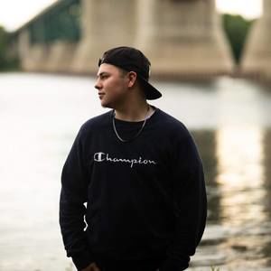 Meet your Posher, Ethan